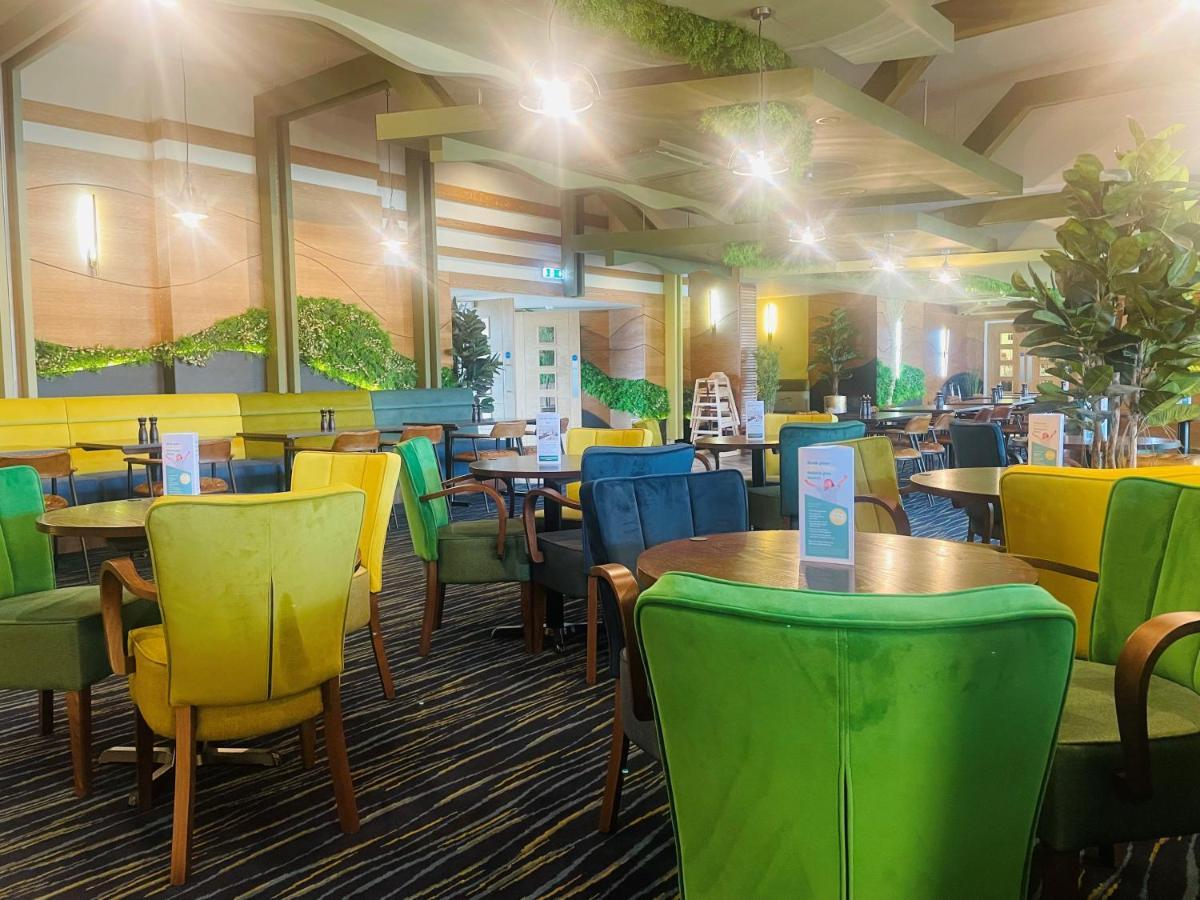 Boston West Hotel מראה חיצוני תמונה