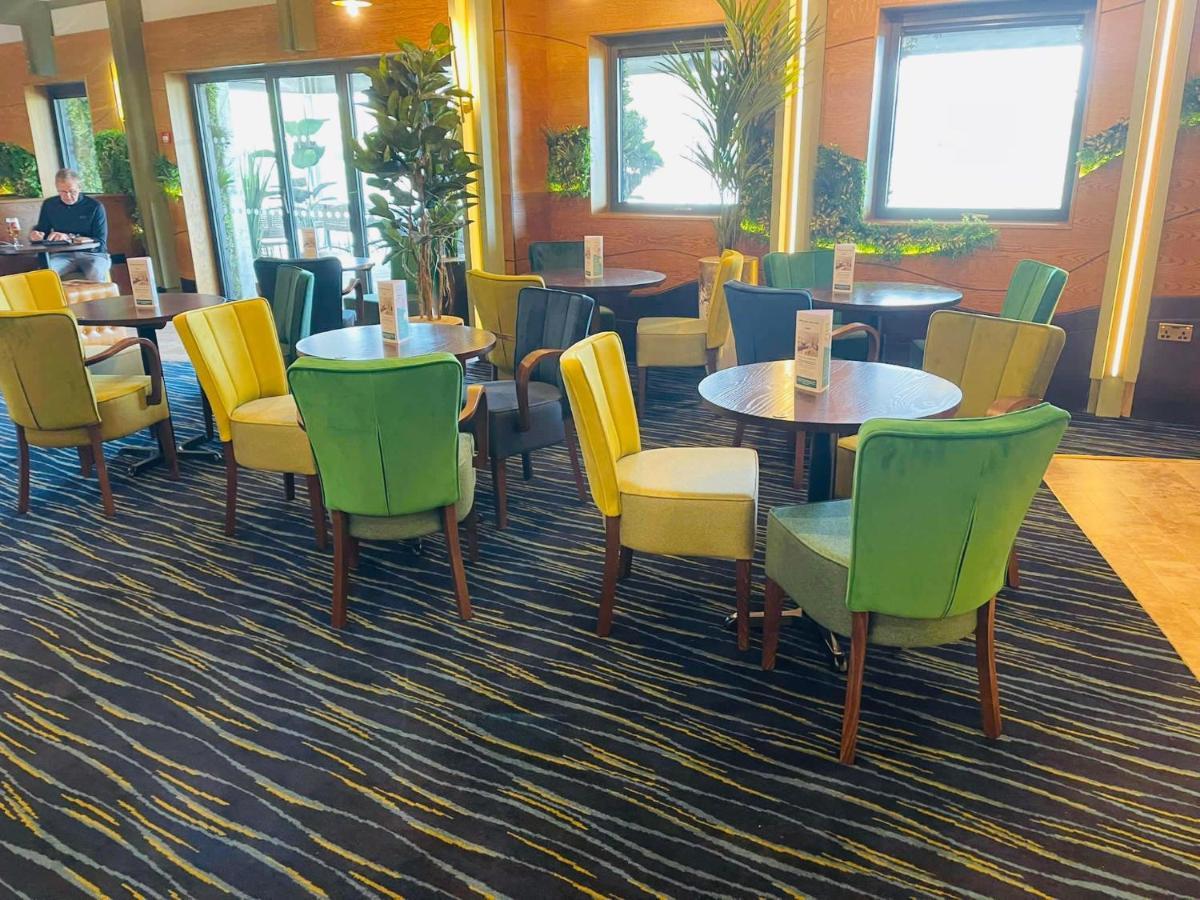 Boston West Hotel מראה חיצוני תמונה